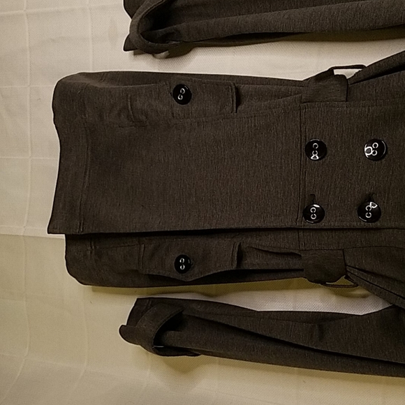 Gray coat - Picture 3 of 5